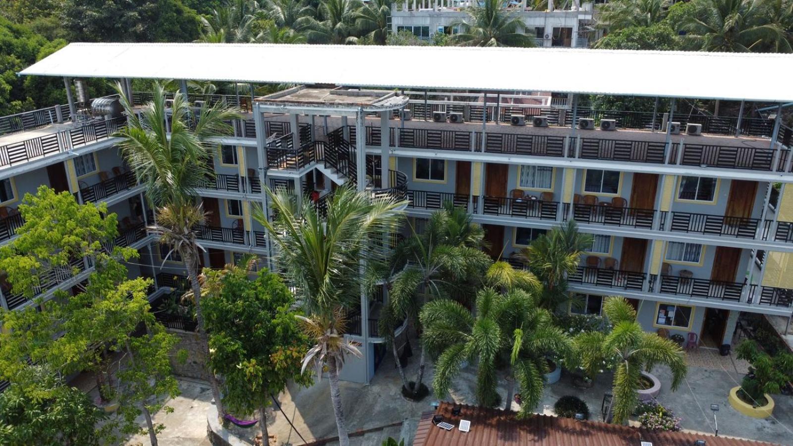 Roomy Guesthouse Kaoh Touch Exterior photo